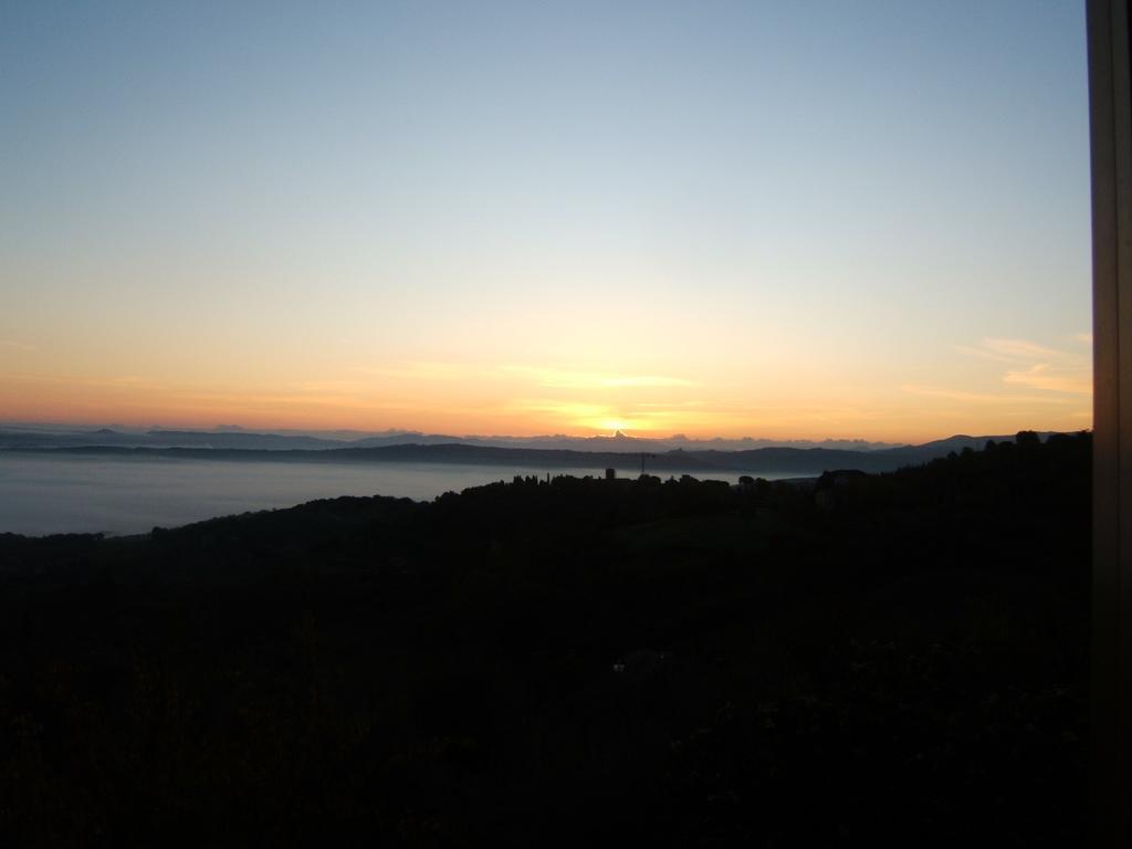 Villa Santa Maria Montalcino Luaran gambar